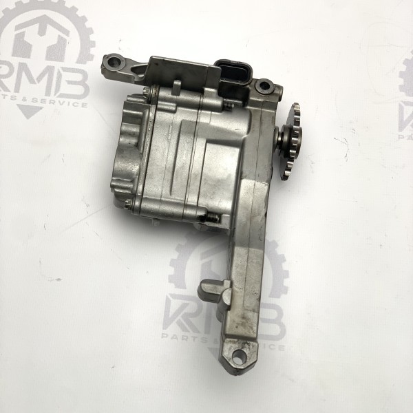 A6421810547 Масляный насос на Mercedes Е-class W211 3.0 642 V6 A6421810547 Масляный насос на Mercedes Е-class W211 3.0 642 V6