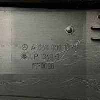  A6460901001 Корпус воздушного фильтра на Mercedes E-Class W211 2.2 CDI OM646