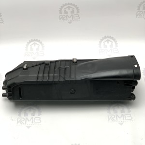  A6460901001 Корпус воздушного фильтра на Mercedes E-Class W211 2.2 CDI OM646