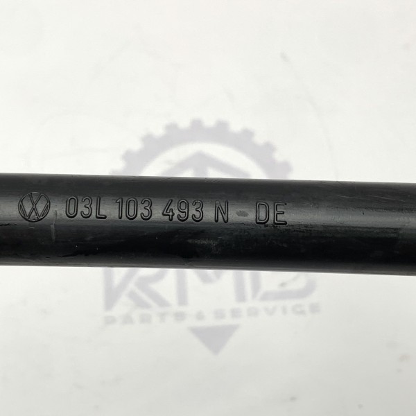 03L103493N Патрубок шланга вентиляции картерных газов сапуна крышки ГБЦ, пластиковый, VAG на Volkswagen Crafter 2.0 TDI 03L103493N Патрубок шланга вентиляции картерных газов сапуна крышки ГБЦ, пластиковый, VAG на Volkswagen Crafter 2.0 TDI