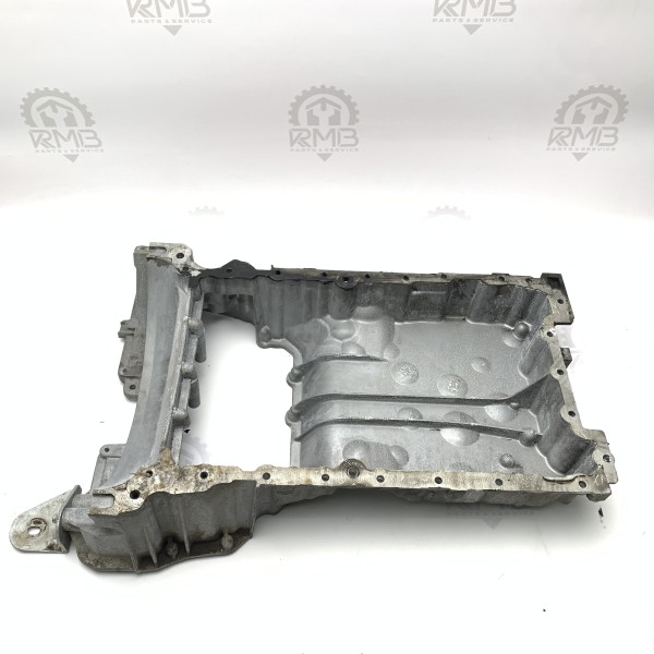 A6420140902 Масляный поддон, верхняя часть на Mercedes 3.0 CDI OM642 E-Class W211 A6420140902 Масляный поддон, верхняя часть на Mercedes 3.0 CDI OM642 E-Class W211