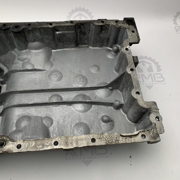 A6420100928 A6420140902 Масляный поддон в сборе на Mercedes 3.0 CDI OM642 E-Class W211 A6420100928 A6420140902 Масляный поддон в сборе на Mercedes 3.0 CDI OM642 E-Class W211