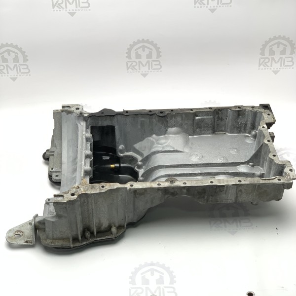 A6420100928 A6420140902 Масляный поддон в сборе на Mercedes 3.0 CDI OM642 E-Class W211 A6420100928 A6420140902 Масляный поддон в сборе на Mercedes 3.0 CDI OM642 E-Class W211