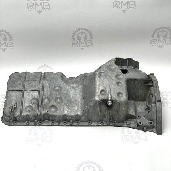 A6470140302 Масляный поддон на Mercedes E-Class W211 Е270 2.7 CDI OM647