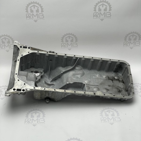 A6470140302 Масляный поддон на Mercedes E-Class W211 Е270 2.7 CDI OM647 A6470140302 Масляный поддон на Mercedes E-Class W211 Е270 2.7 CDI OM647
