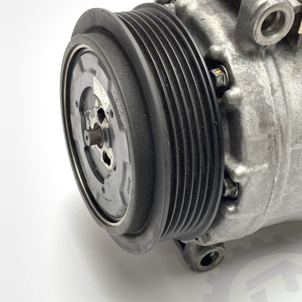 A0012301411 Компрессор кондиционера на Mercedes E-Class W211 / S-Class W220 2.2 2.7 3.2 CDI OM646 647 648 A0012301411 Компрессор кондиционера на Mercedes E-Class W211 / S-Class W220 2.2 2.7 3.2 CDI OM646 647 648