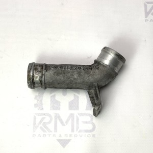  A6132030015 Трубка патрубка системы охлаждения на Mercedes E-Class W210 / S-Class W220 3.2 CDI OM613