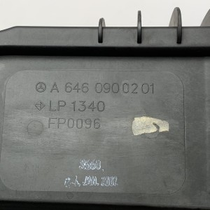 A6460900201 Корпус воздушного фильтра на Mercedes E-Class W211 Е211 2.7 CDI OM647