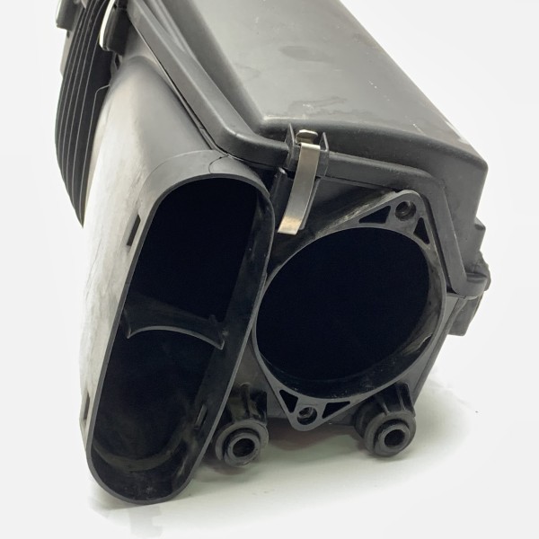 A6460900201 Корпус воздушного фильтра на Mercedes E-Class W211 Е211 2.7 CDI OM647 A6460900201 Корпус воздушного фильтра на Mercedes E-Class W211 Е211 2.7 CDI OM647