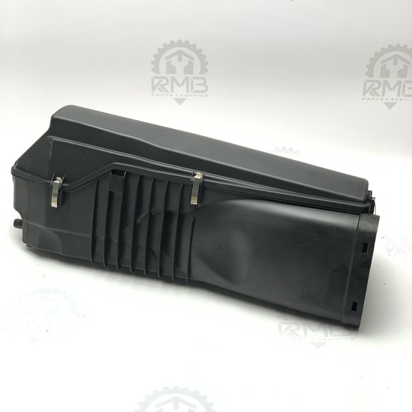 A6460900201 Корпус воздушного фильтра на Mercedes E-Class W211 Е211 2.7 CDI OM647 A6460900201 Корпус воздушного фильтра на Mercedes E-Class W211 Е211 2.7 CDI OM647