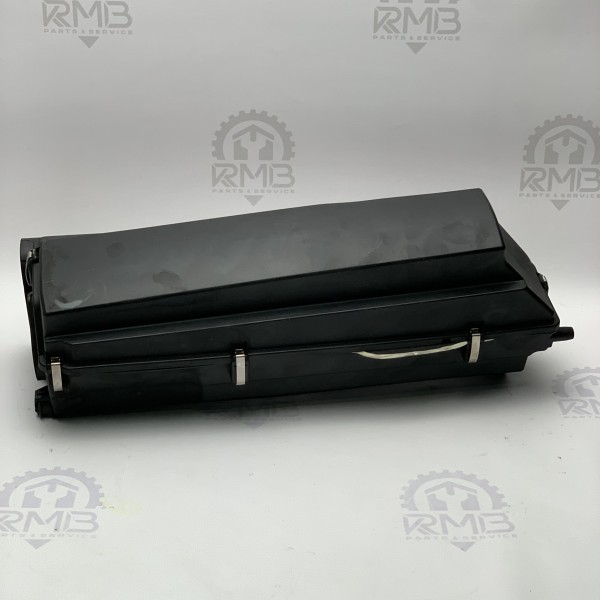 A6460900201 Корпус воздушного фильтра на Mercedes E-Class W211 Е211 2.7 CDI OM647 A6460900201 Корпус воздушного фильтра на Mercedes E-Class W211 Е211 2.7 CDI OM647