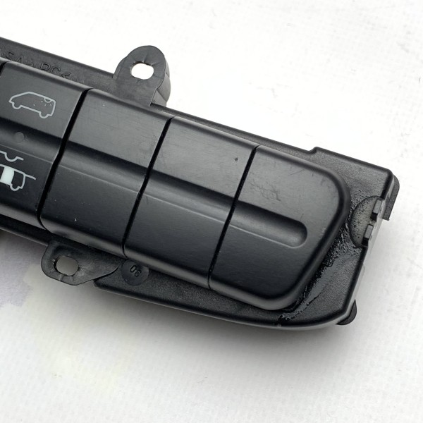 A6395454507 Emergency light and center console switch cluster for Mercedes Vito / Viano W639
