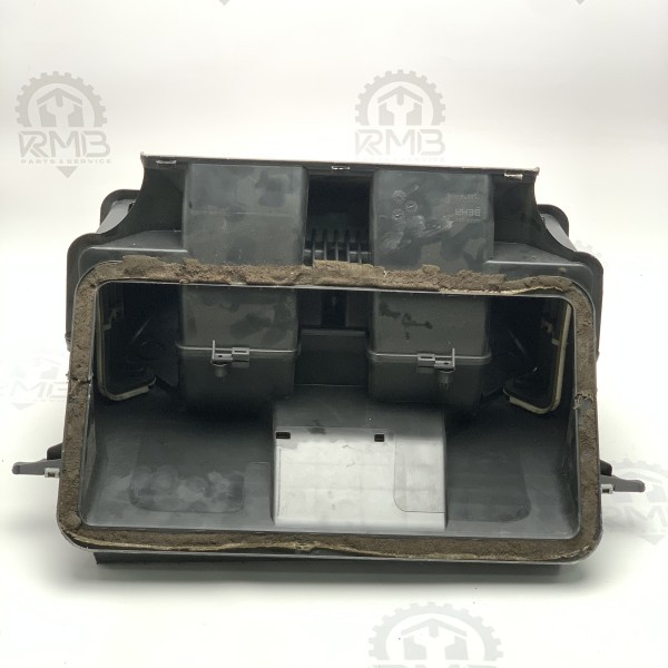 A6398301560 Корпус вентилятора пічки обігрівача салону на Мерседес Віто / Віано W639