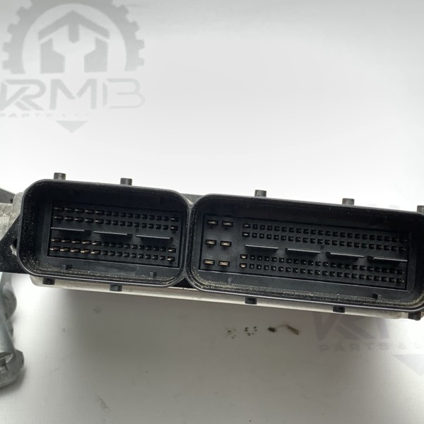03L906012K Комплект блока управления двигателем ЭБУ + замок зажигания на Volkswagen Crafter 2.0 TDI 03L906012K Комплект блока управления двигателем ЭБУ + замок зажигания на Volkswagen Crafter 2.0 TDI