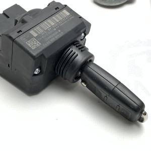 03L906012K Engine Control Unit (ECU) + Ignition Lock Set for Volkswagen Crafter 2.0 TDI