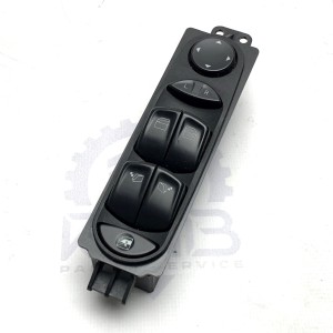 A6395451213 Блок управления стеклоподъемниками и дверными кнопками на Mercedes Vito / Viano W639