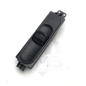 A6395451413 Блок управления стеклоподъемниками правый пассажирский на Mercedes Vito / Viano W639