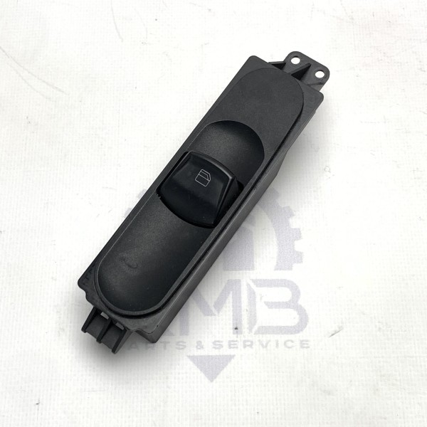 A6395451413 Блок управления стеклоподъемниками правый пассажирский на Mercedes Vito / Viano W639 A6395451413 Блок управления стеклоподъемниками правый пассажирский на Mercedes Vito / Viano W639
