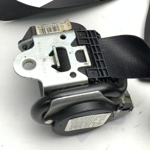  6098524 Front left seat belt with pretensioner for Mercedes Vito / Viano W639