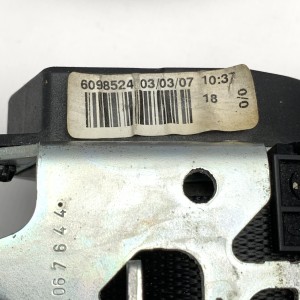  6098524 Front left seat belt with pretensioner for Mercedes Vito / Viano W639