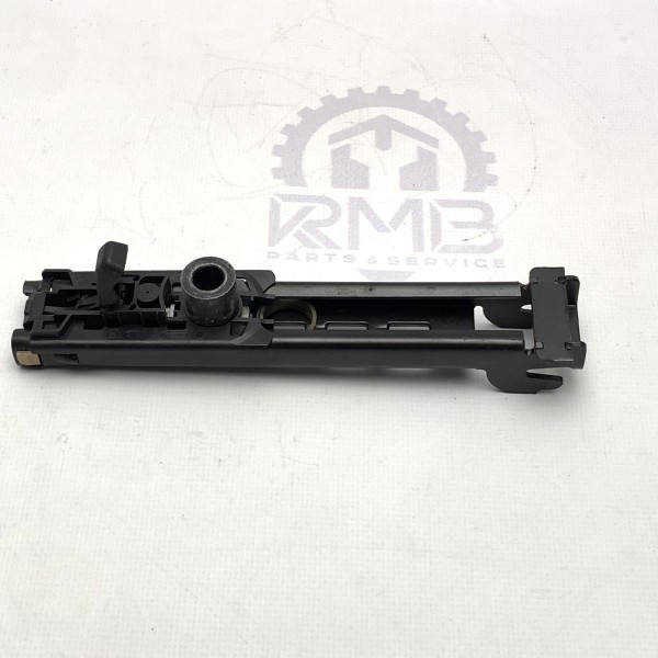 A6398600188 Механизм регулировки высоты ремня безопасности на Mercedes Vito / Viano W 639