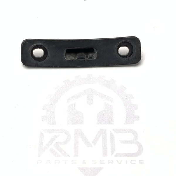 A6397660265 Направляющая боковой сдвижной дверцы на Mercedes Vito / Viano W 639 A6397660265 Направляющая боковой сдвижной дверцы на Mercedes Vito / Viano W 639