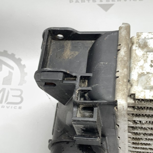 817994 Радиатор интеркулера на Mercedes Sprinter W 906 / Volkswagen Crafter 2.5 TDI, 2.2 CDI, ОМ646 3.0 CDI 817994 Радиатор интеркулера на Mercedes Sprinter W 906 / Volkswagen Crafter 2.5 TDI, 2.2 CDI, ОМ646 3.0 CDI