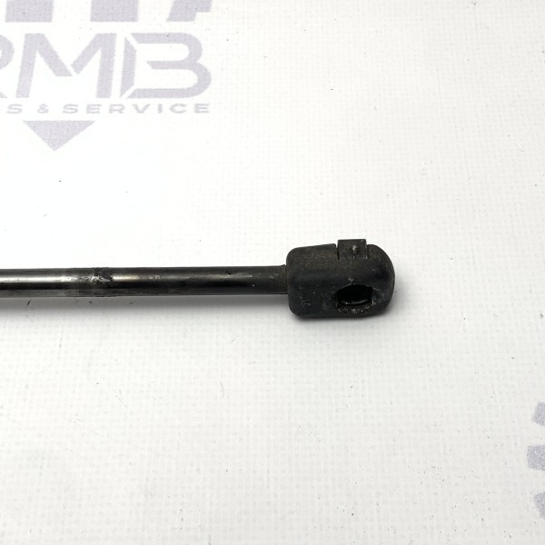 A6399800164 Амортизатор багажника газовий Stabilus на Мерседес Віто / Віано W 639