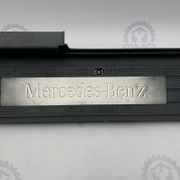 A6396860910 Накладка порога передняя левая на Mercedes Vito / Viano W 639