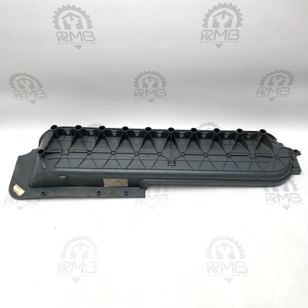 A6396860910 Накладка порога передняя левая на Mercedes Vito / Viano W 639 A6396860910 Накладка порога передняя левая на Mercedes Vito / Viano W 639