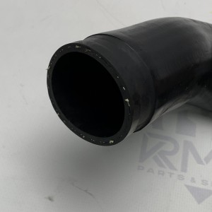 A1635016182 Upper left intercooler hose to intake manifold for Mercedes ML W163 ML270  2.7 CDI OM612