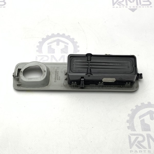 A6398300754 Дефлектор вентиляции салона правый на Mercedes Vito / Viano W 639 A6398300754 Дефлектор вентиляции салона правый на Mercedes Vito / Viano W 639