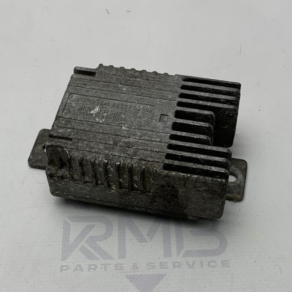 A0235456032 Блок управления вентилятором охлаждения двигателя на Mercedes A-Class W168 A0235456032 Блок управления вентилятором охлаждения двигателя на Mercedes A-Class W168