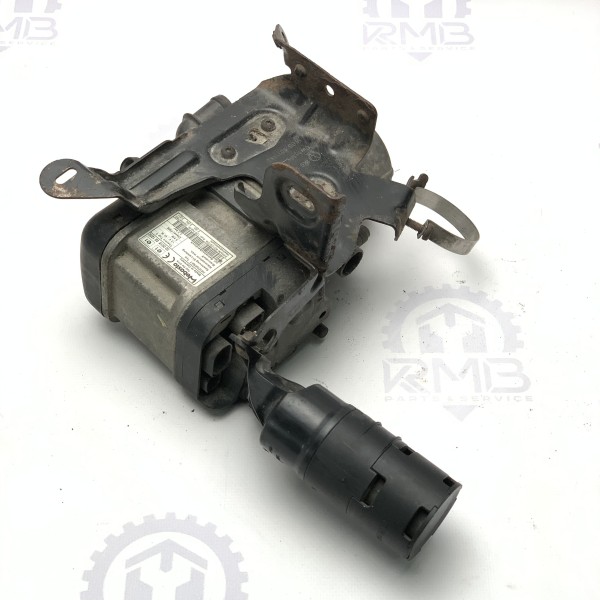 1K0815065AD Автономный обогреватель Webasto — подогреватель Webasto Diesel на Volkswagen Caddy 2K, Touran 1T, Golf 5 1K, 2.0 TDI 1K0815065AD Автономный обогреватель Webasto — подогреватель Webasto Diesel на Volkswagen Caddy 2K, Touran 1T, Golf 5 1K, 2.0 TDI