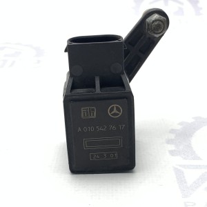 A0105427617 Датчик уровня и положения кузова на Mercedes S-Class W220 / E-Class W211