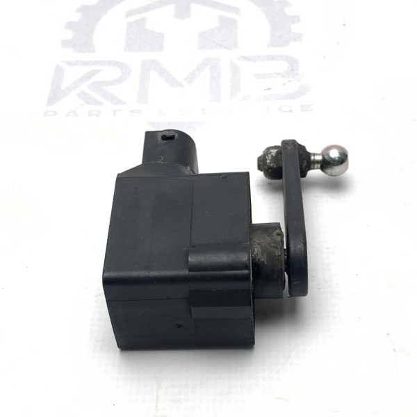 A0105427617 Датчик положения кузова на Mercedes S-Class W220 / E-Class W211