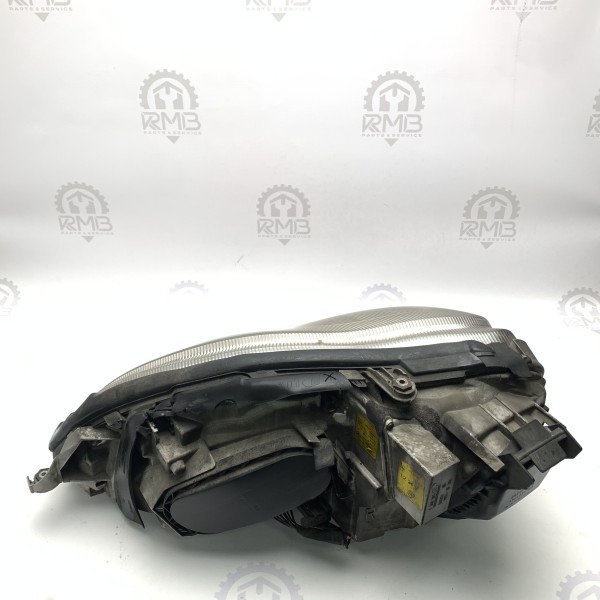 A1688200461 Передняя правая фара на Mercedes A-Class W168