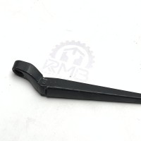 A6398200744 Держатель щетки переднего стеклоочистителя на Mercedes Vito / Viano W 639