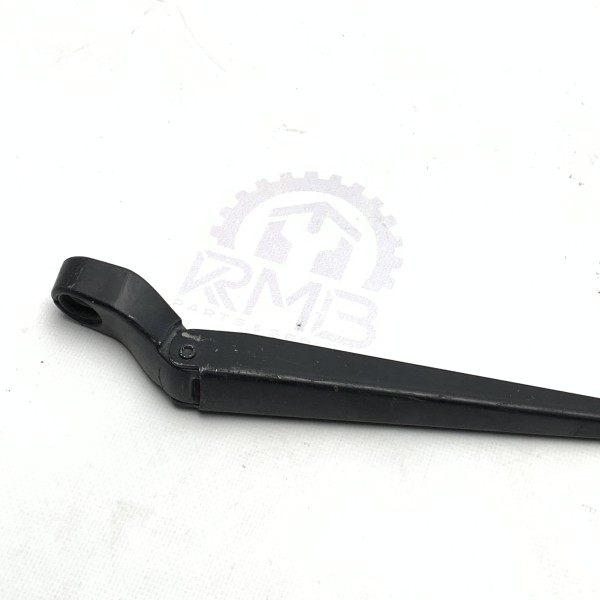 A6398200744 Держатель щетки переднего стеклоочистителя на Mercedes Vito / Viano W 639 A6398200744 Держатель щетки переднего стеклоочистителя на Mercedes Vito / Viano W 639