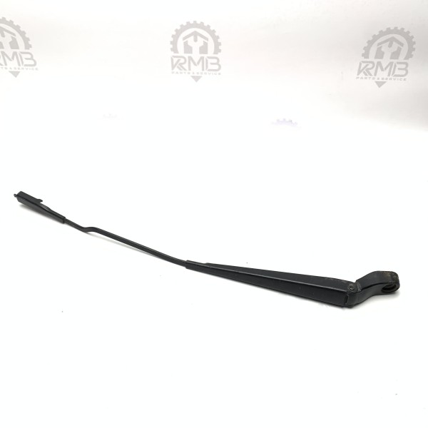 A6398200844 Держатель щетки переднего стеклоочистителя, правый на Mercedes Vito / Viano W 639