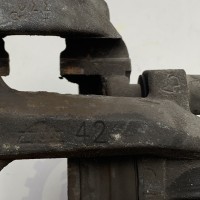 A1644235398 Задний правый тормозной суппорт на Mercedes ML W164 / GL X164 / R-Class W251