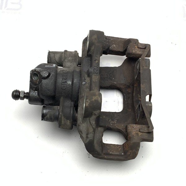 A1644232698 Задний левый тормозной суппорт на Mercedes ML W164 / GL X164 / R-Class W251 A1644232698 Задний левый тормозной суппорт на Mercedes ML W164 / GL X164 / R-Class W251