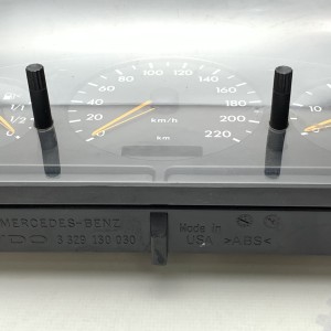 A1635403011 Приборная панель со спидометром на Mercedes M-Class W163
