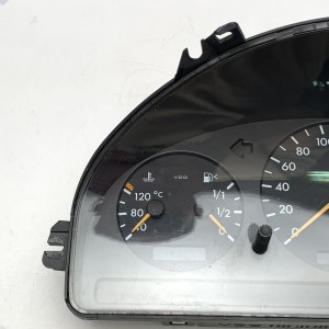 A1635403011 Приборная панель со спидометром на Mercedes M-Class W163