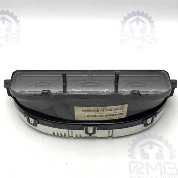 A1635403011 Приборная панель со спидометром на Mercedes M-Class W163 A1635403011 Приборная панель со спидометром на Mercedes M-Class W163
