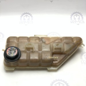 A1635000349 Расширительный бачок системы охлаждения на Mercedes M-Class W163