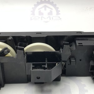 A1638300185 Блок управления климат-контролем С ДЕФЕКТОМ на Mercedes M-Class W163
