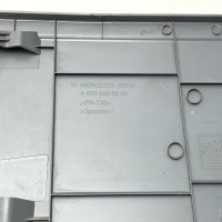 A6396600009 Боковая накладка сиденья / обшивка, пластик на Mercedes Vito / Viano W 639