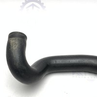 A1635010382 Верхний патрубок системы охлаждения на Mercedes ML270 CDI W163