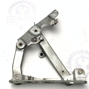A2118800228 Правая петля капота на Mercedes E-Class W211